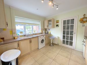 Heath Road- click for photo gallery
